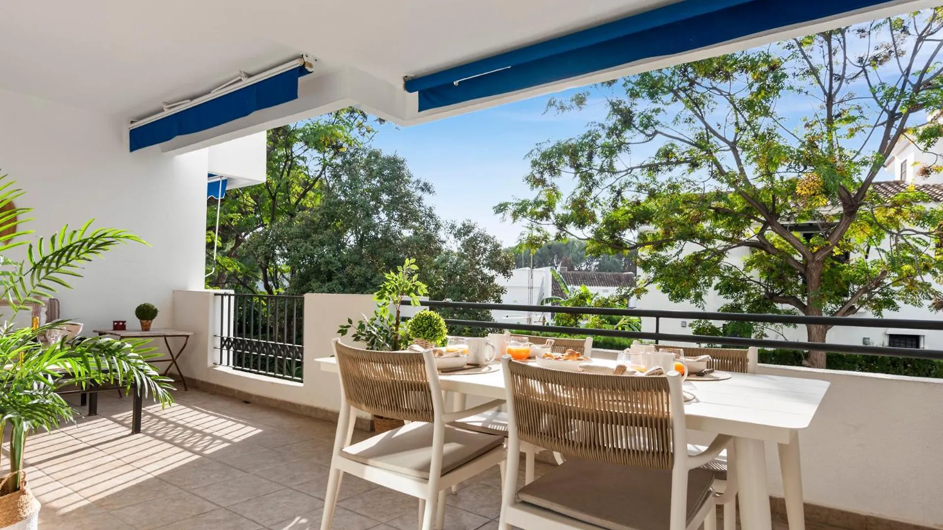 2 Bedroom Apartment In Medina Garden Marbella