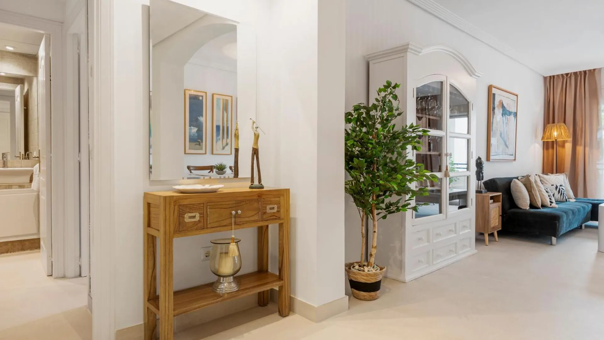 2 Bedroom Apartment In Medina Garden 马尔韦利亚 0*,